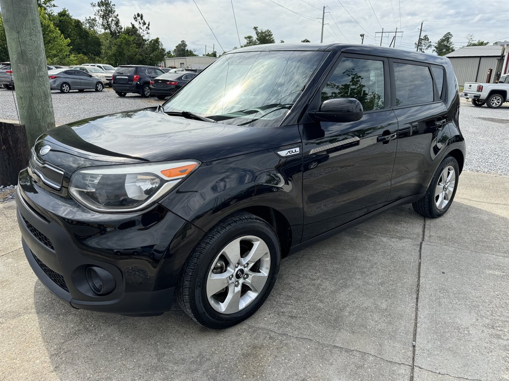 2018 Kia Soul 1.6L Base 6 A/T's photo
