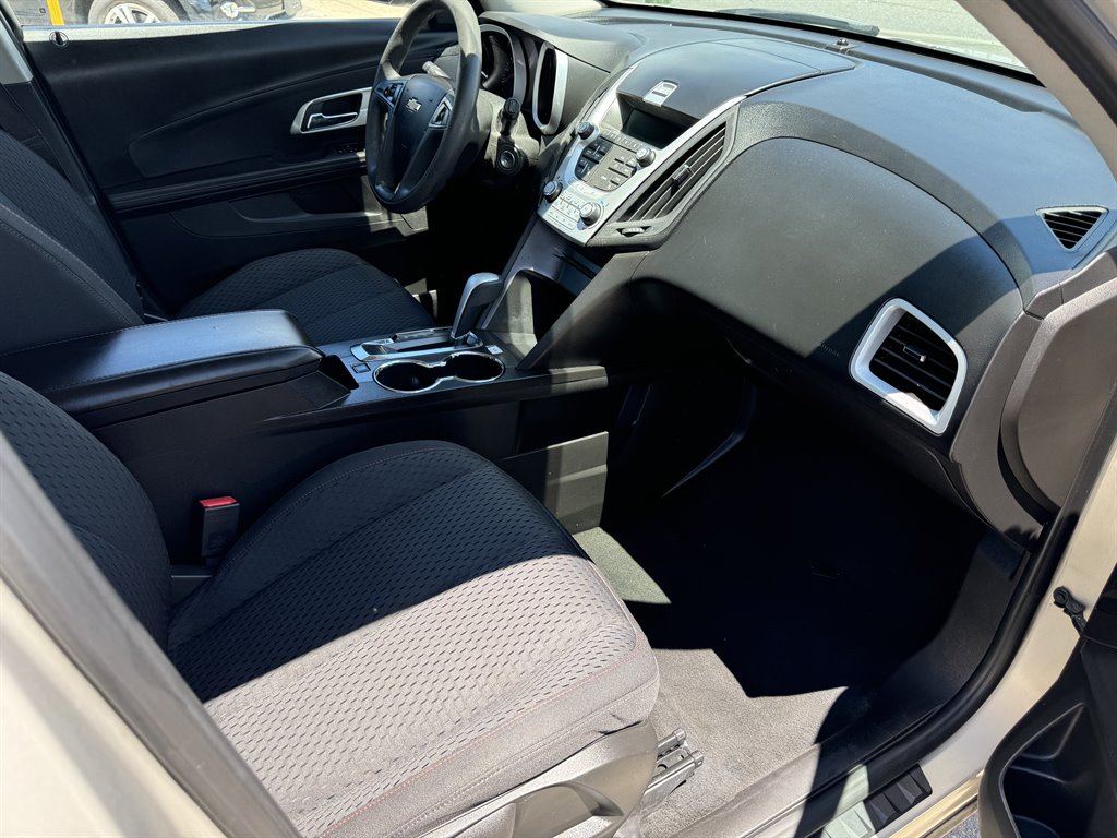 2012 Chevrolet Equinox LS - Photo 7